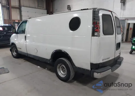 2000 GMC Savana Standard z USA, uszkodzony, nr VIN 1GTFG15W1Y1149676